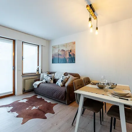 Elegante Bilocale Con Balcone - Perfetto Per Coppie Appartement Gallio