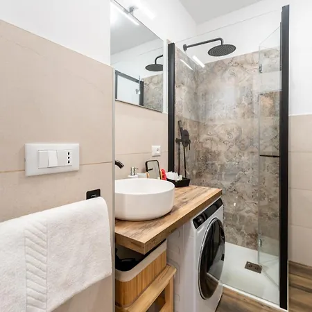 Apartman Elegante Bilocale Con Balcone - Perfetto Per Coppie
